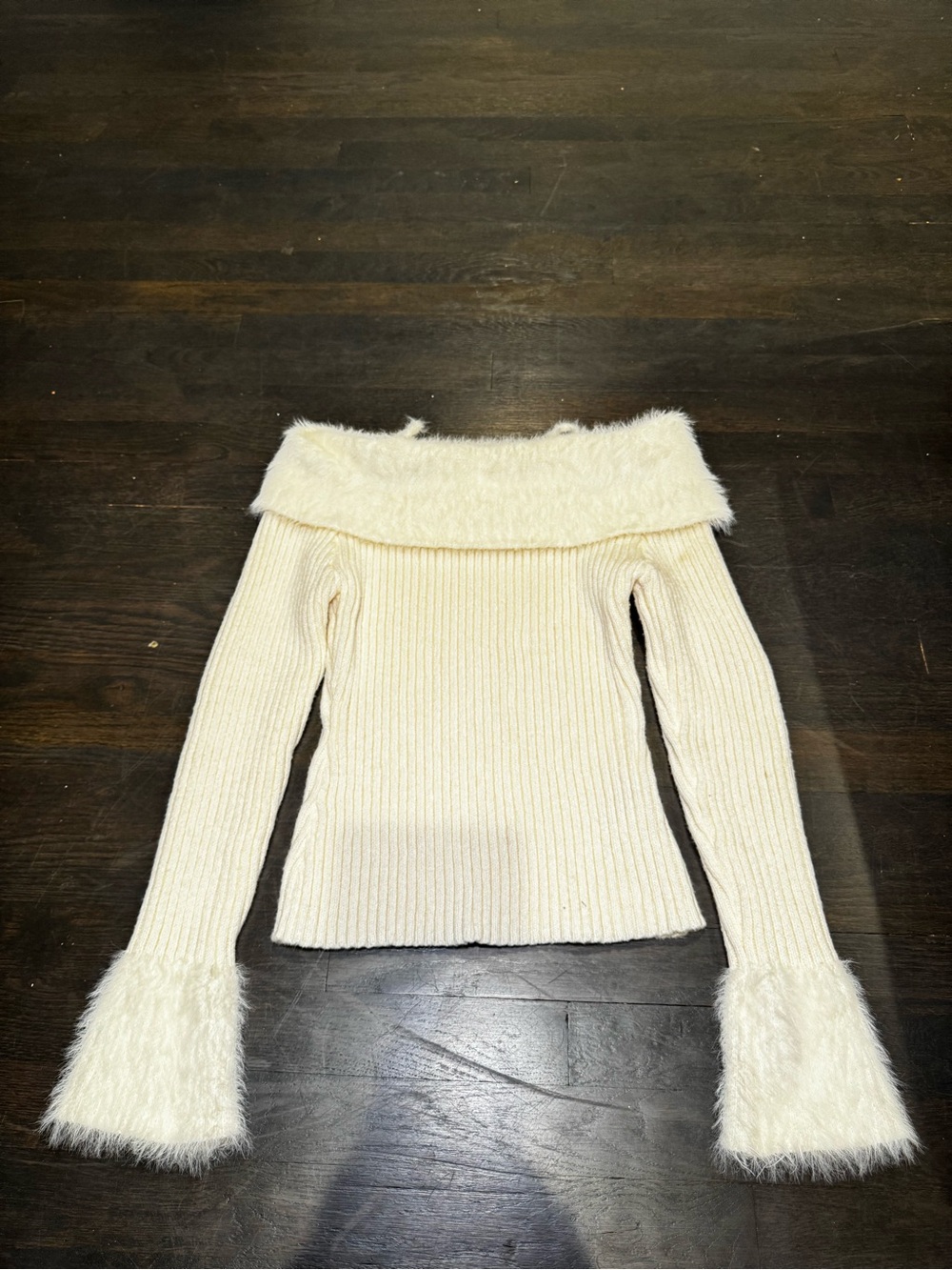 Off-Shoulder Cream Ribbed Sweater with Faux-Fur Trim
